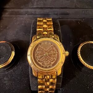 Rare vintage 1990s ladies' Fendi gold watch, with 3 interchangeable bezels.